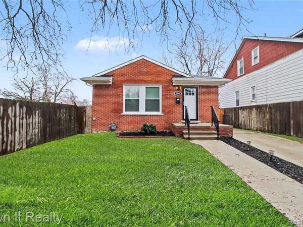 7260 Warwick Street, Detroit, MI 48228