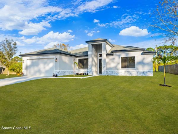 1356 Walthan Street SE , Palm Bay, FL 32909