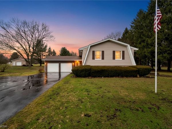 5044 Bright Baldwin Road , Newton Falls, OH 44444