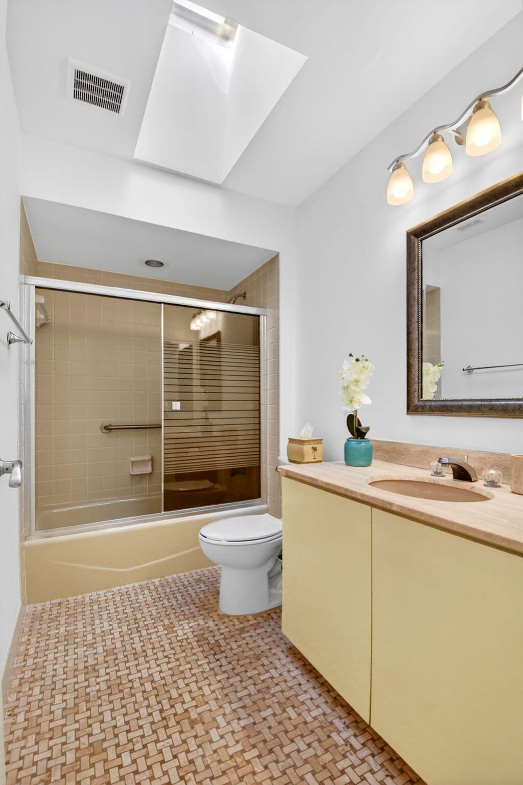 35 Glens Drive E, Boynton Beach, FL 33436 Photo