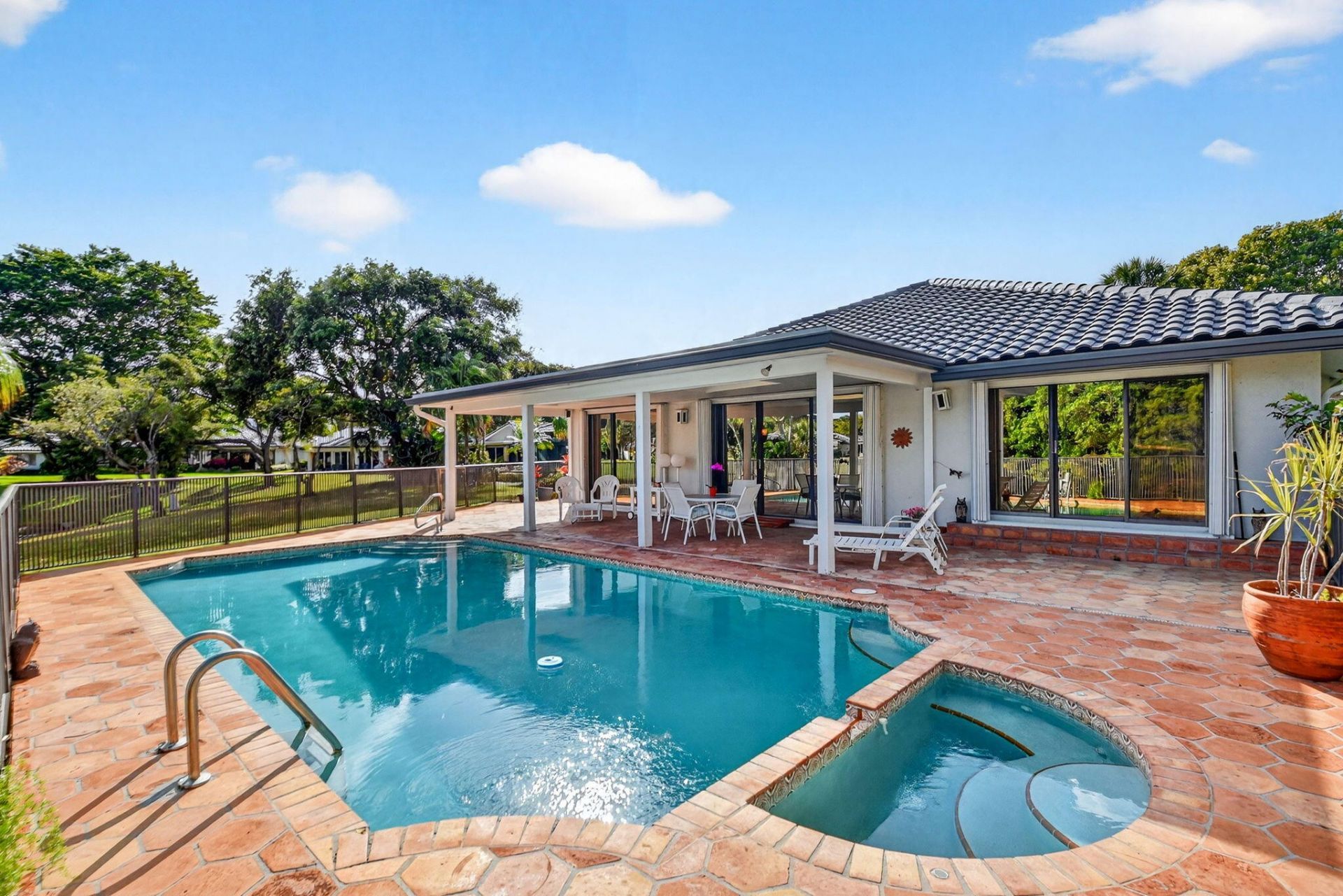 35 Glens Drive E, Boynton Beach, FL 33436 Photo