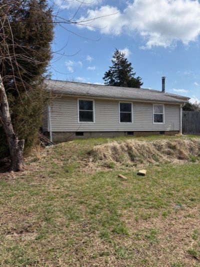 634 N Cato Springs Road, Fayetteville, AR 72701 Main Photo