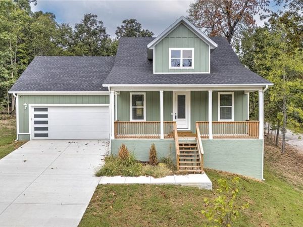 2 Foshee Lane, Bella Vista, AR 72715