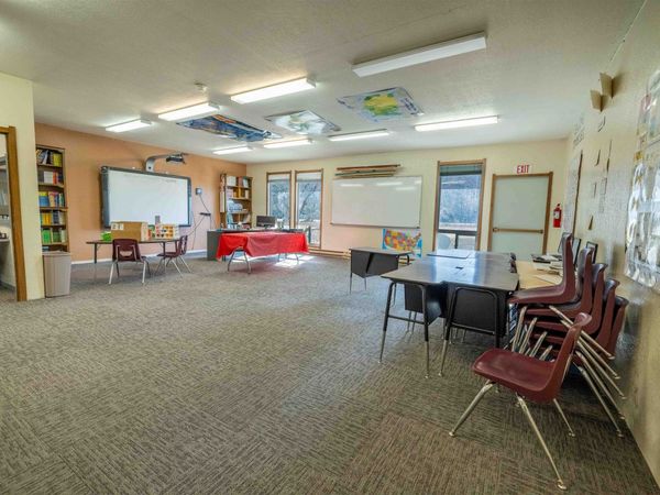 115 Valley Rd, Other, WA 98812