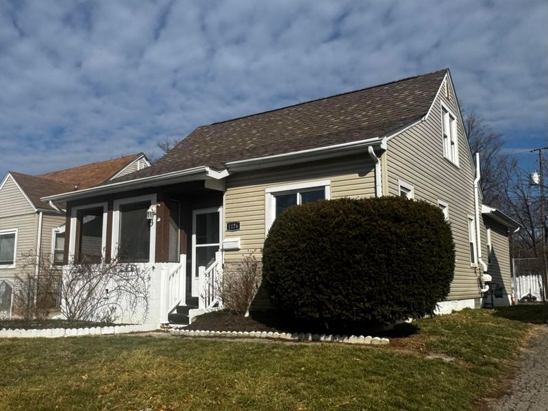 1176 Duxberry Avenue, Columbus, OH 43211 Photo 2