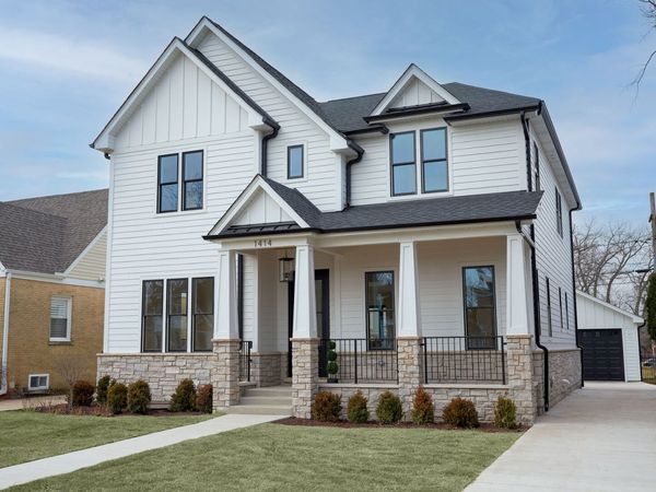 1414 S Prospect Avenue, Park Ridge, IL 60068