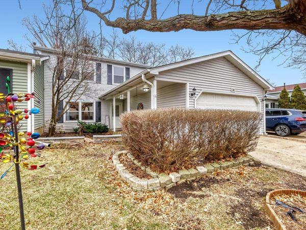 367 THORNCLIFFE Drive , Glendale Heights, IL 60139