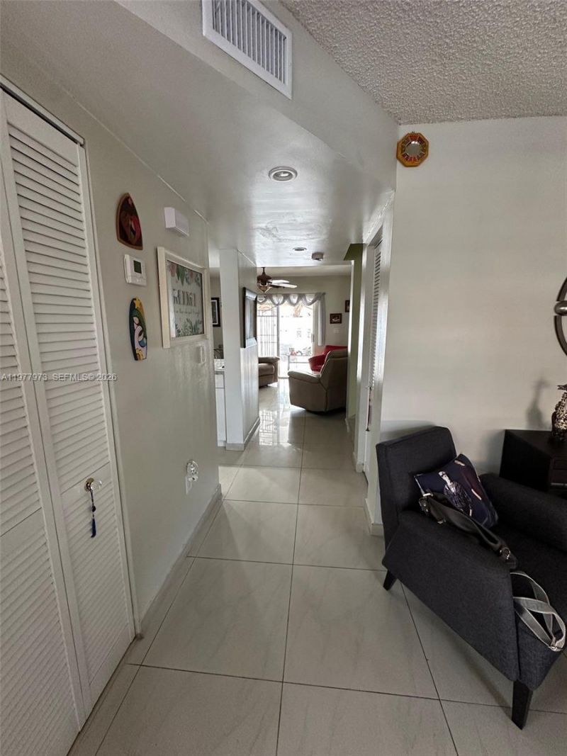 2385 W 69th St , Unit 2385-A, Hialeah, FL 33016 Photo