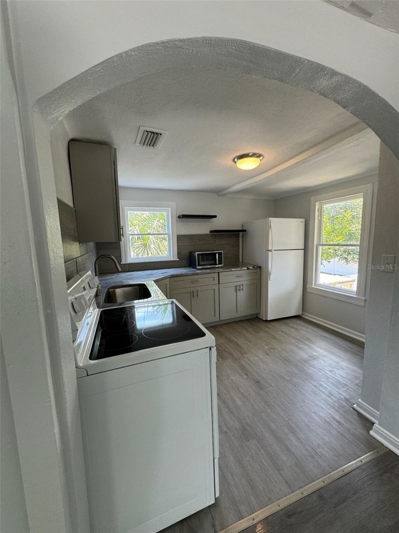 2650 25th Avenue N, Saint Petersburg, FL 33713 Photo