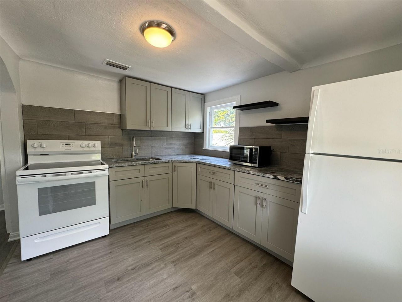 2650 25th Avenue N, Saint Petersburg, FL 33713 Photo