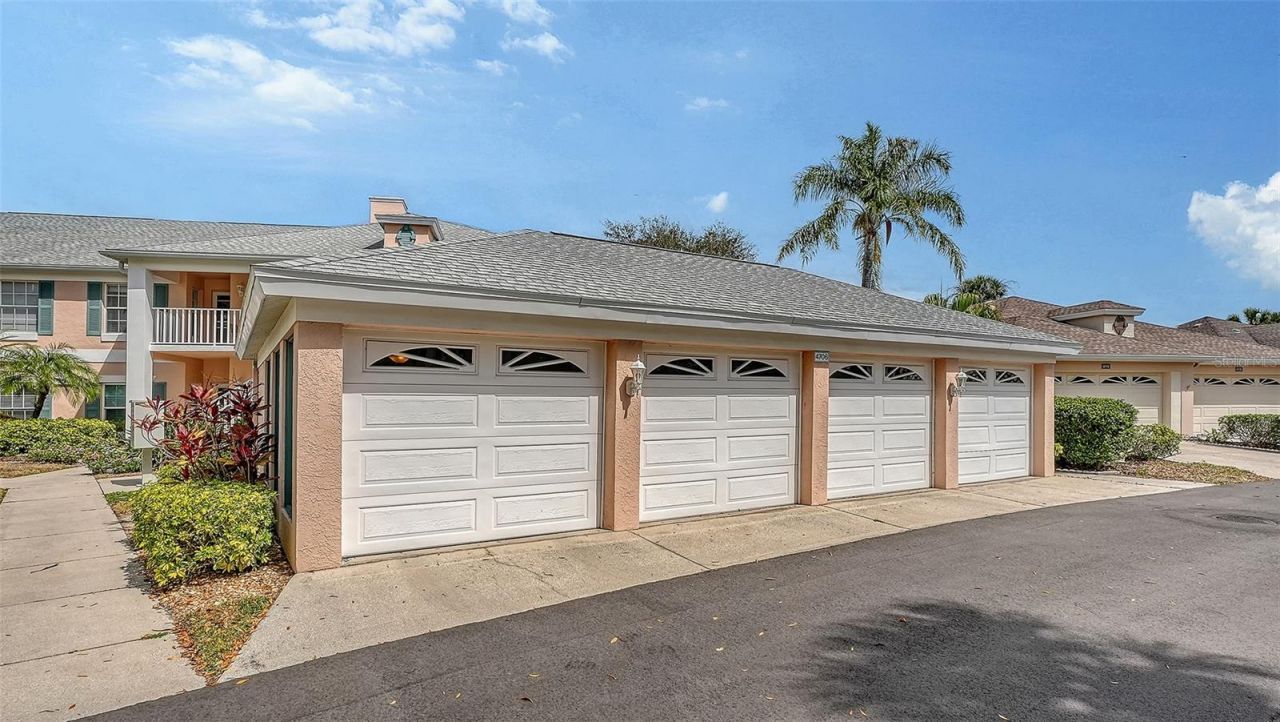 4706 Sand Trap Street Circle E, Unit 203, Bradenton, FL 34203 Photo