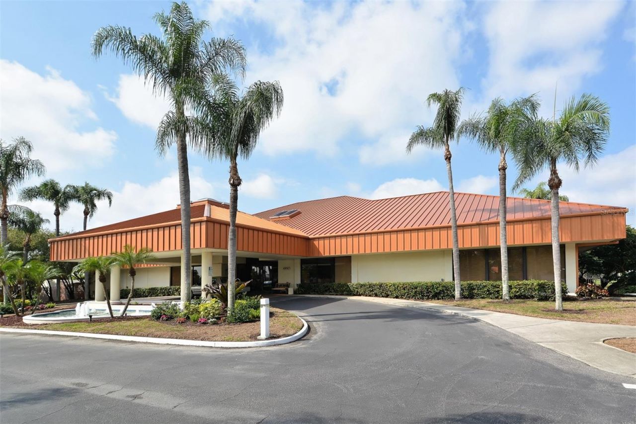 4706 Sand Trap Street Circle E, Unit 203, Bradenton, FL 34203 Photo