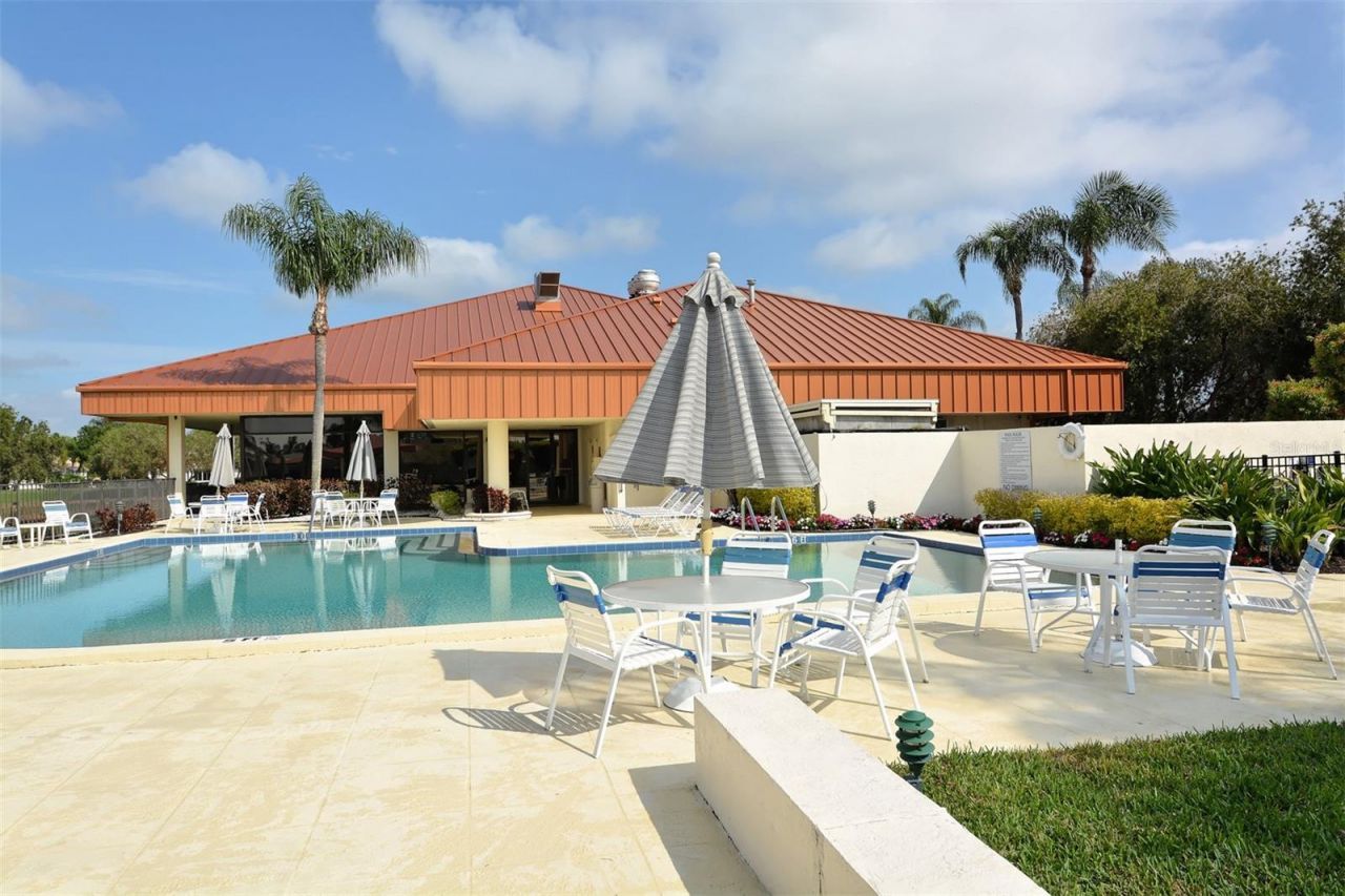 4706 Sand Trap Street Circle E, Unit 203, Bradenton, FL 34203 Photo