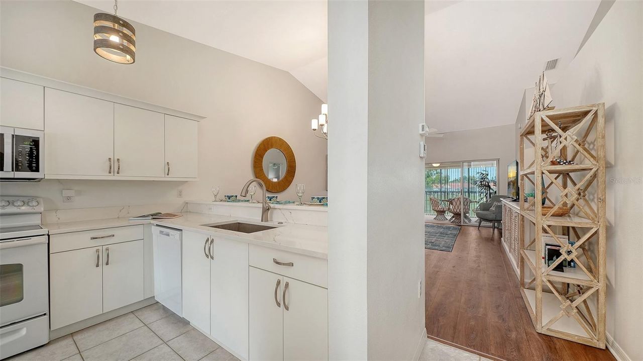 4706 Sand Trap Street Circle E, Unit 203, Bradenton, FL 34203 Photo