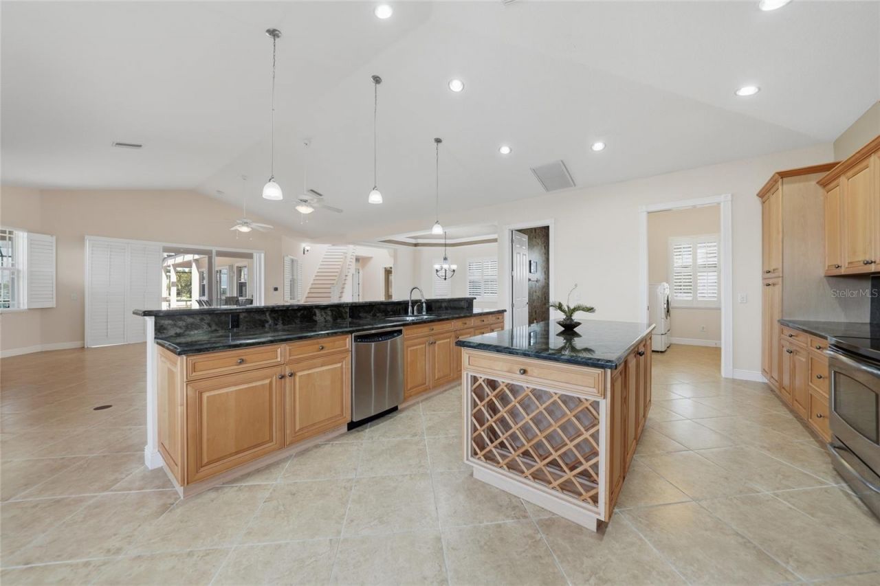 534 Canal Way, Punta Gorda, FL 33950 Photo