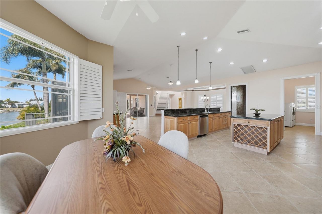 534 Canal Way, Punta Gorda, FL 33950 Photo