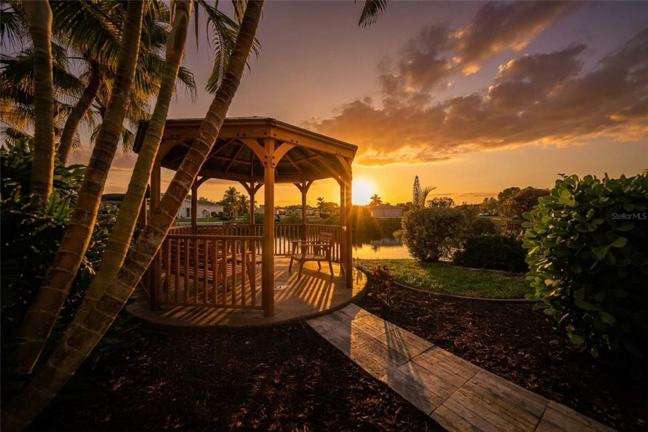 534 Canal Way, Punta Gorda, FL 33950 Photo