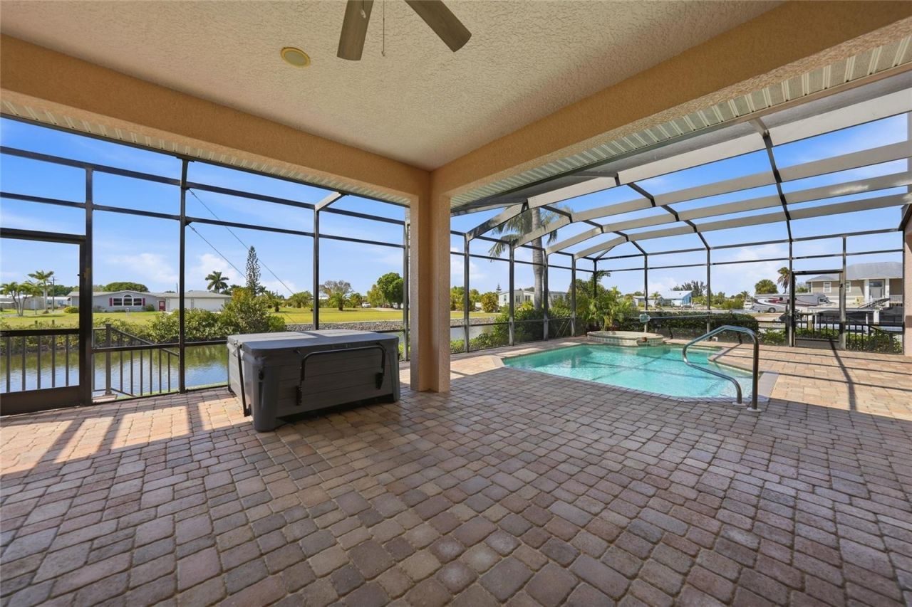 534 Canal Way, Punta Gorda, FL 33950 Photo