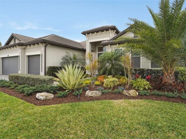 4922 SPARKLING SEA LANE, LAKEWOOD RANCH, FL 34211