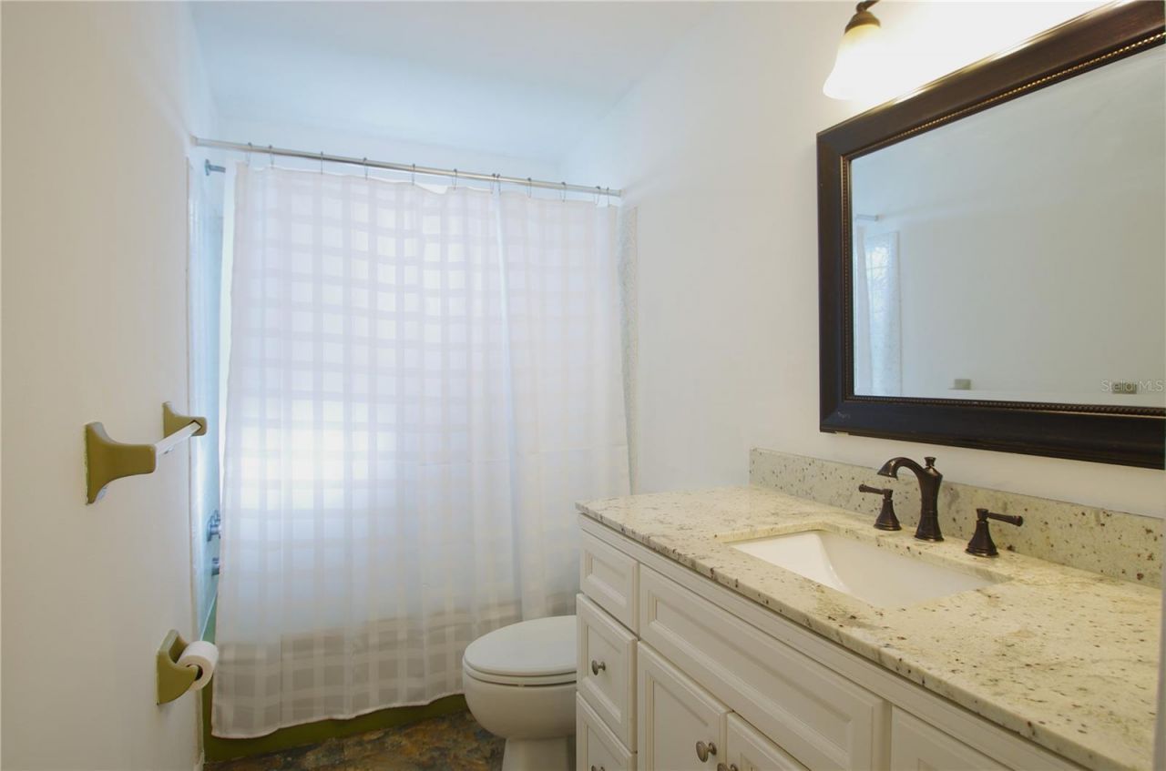 5801 Emerson Ave S, Saint Petersburg, FL 33707 Photo