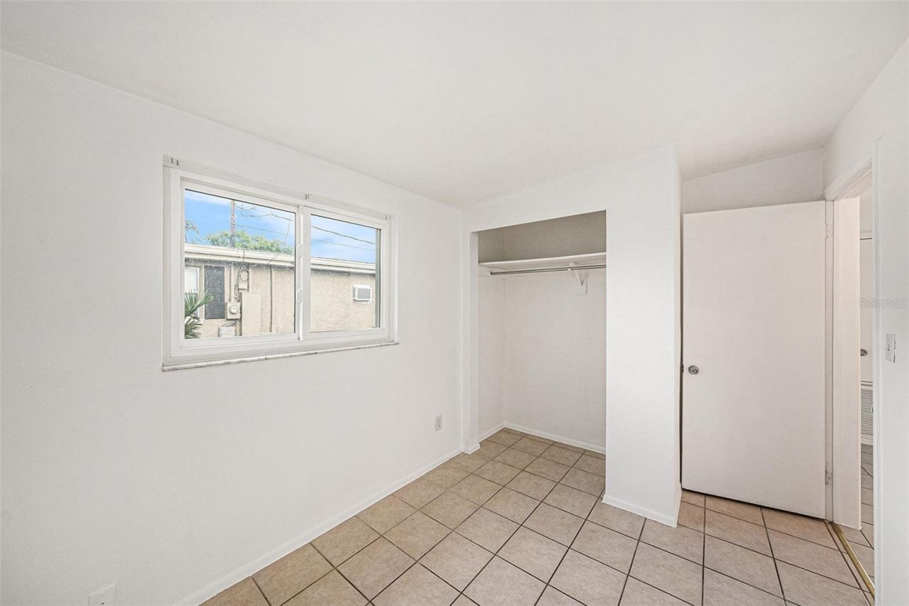 5801 Emerson Ave S, Saint Petersburg, FL 33707 Photo