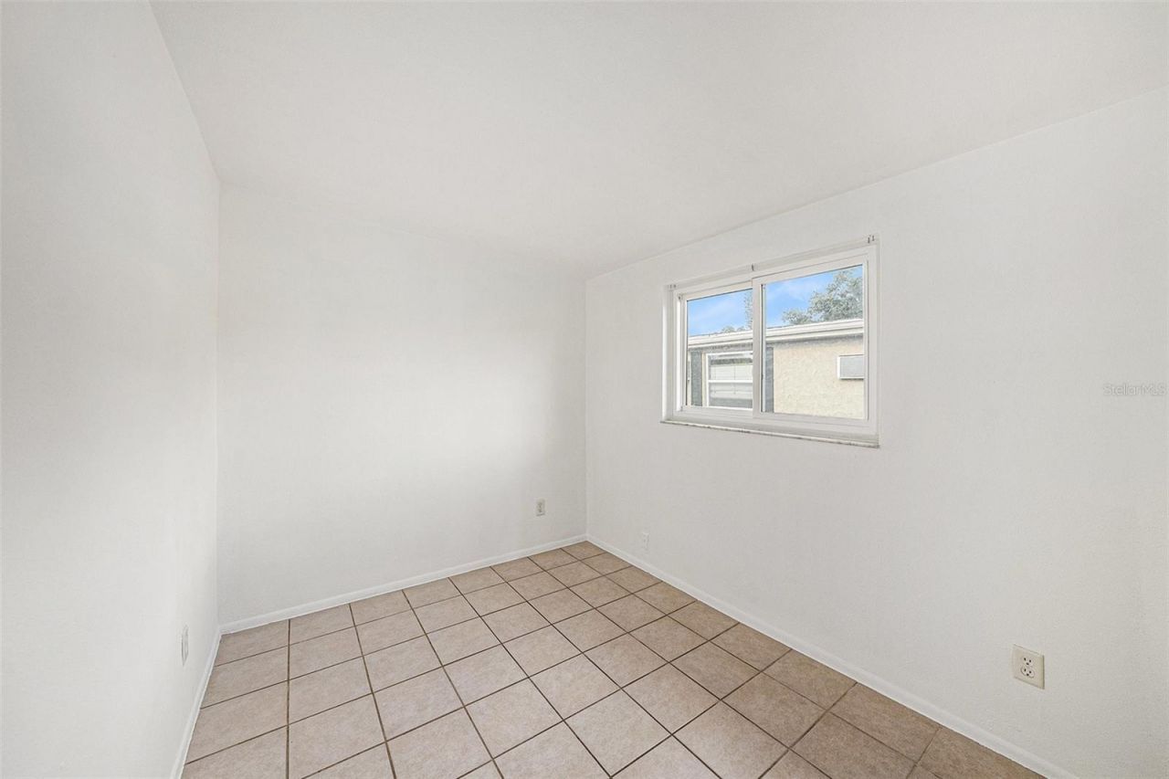 5801 Emerson Ave S, Saint Petersburg, FL 33707 Photo