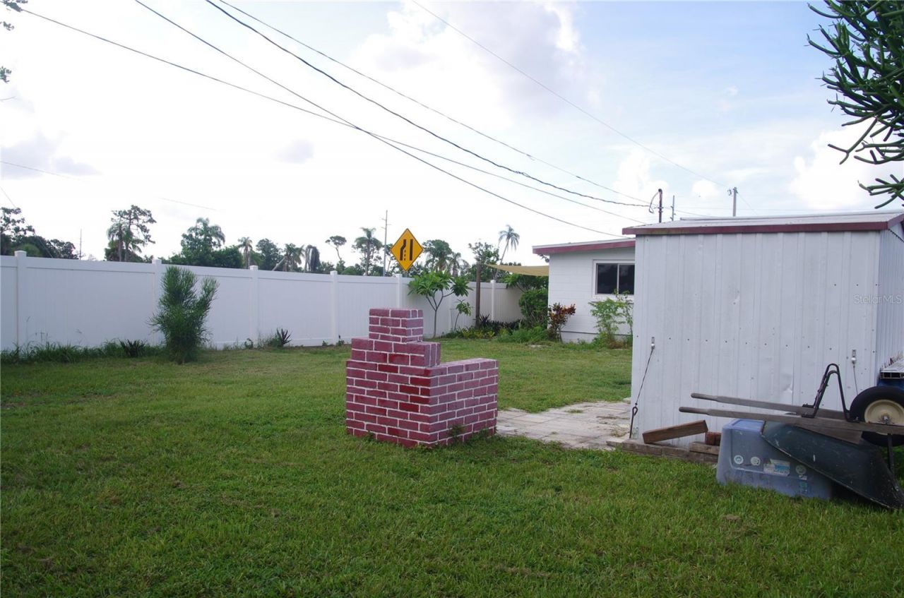 5801 Emerson Ave S, Saint Petersburg, FL 33707 Photo