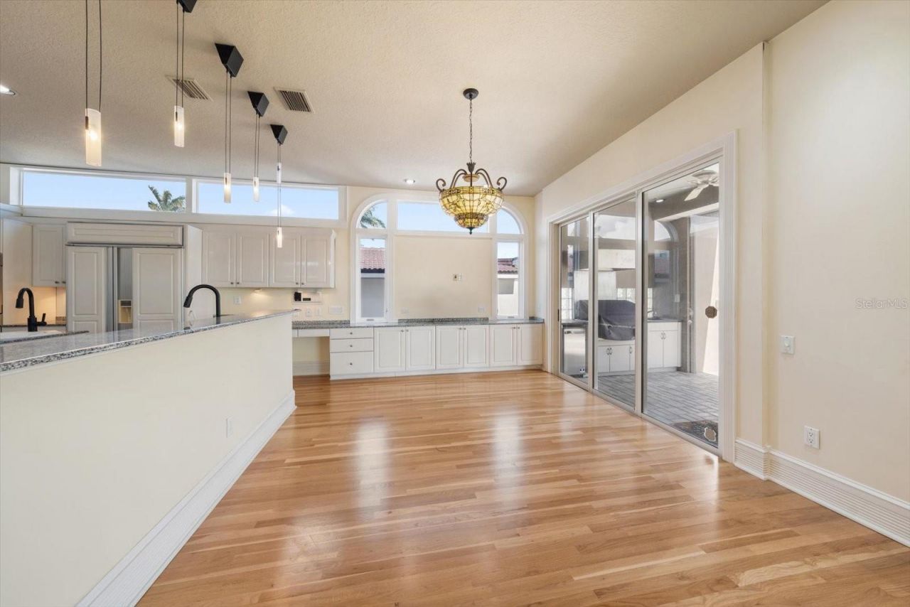 2247 Donato Drive, Belleair Beach, FL 33786 Photo