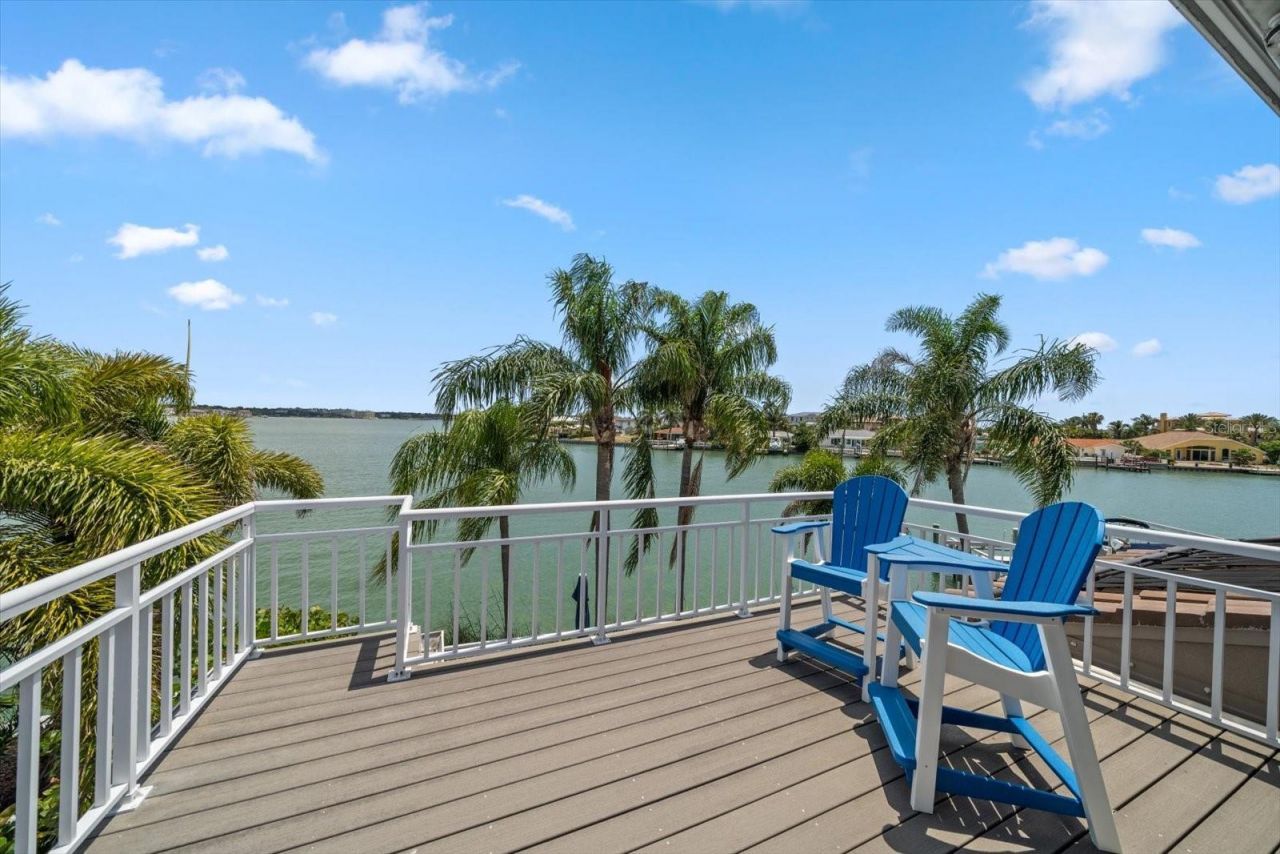 2247 Donato Drive, Belleair Beach, FL 33786 Photo