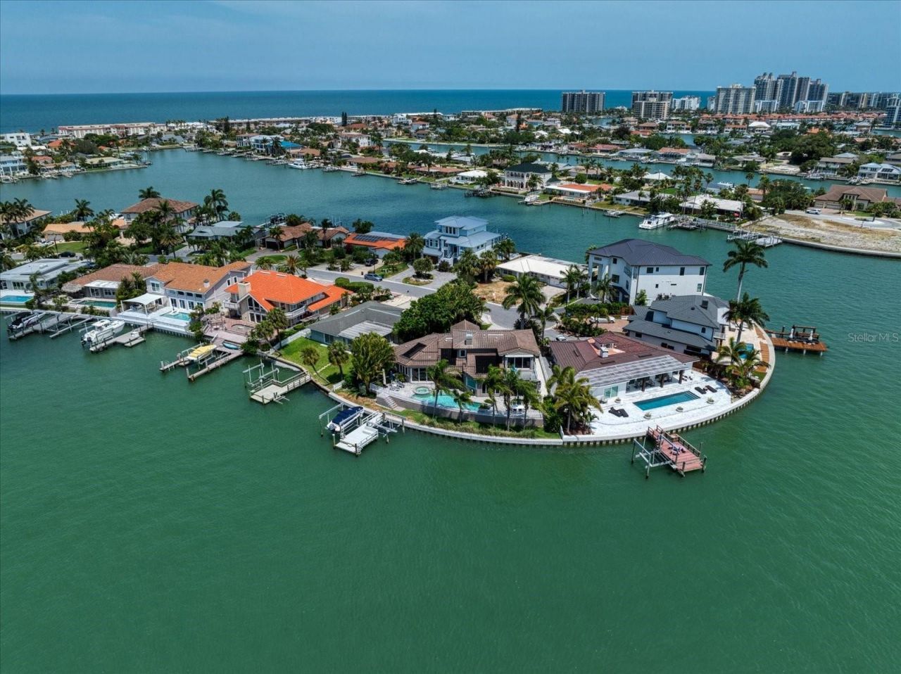 2247 Donato Drive, Belleair Beach, FL 33786 Photo