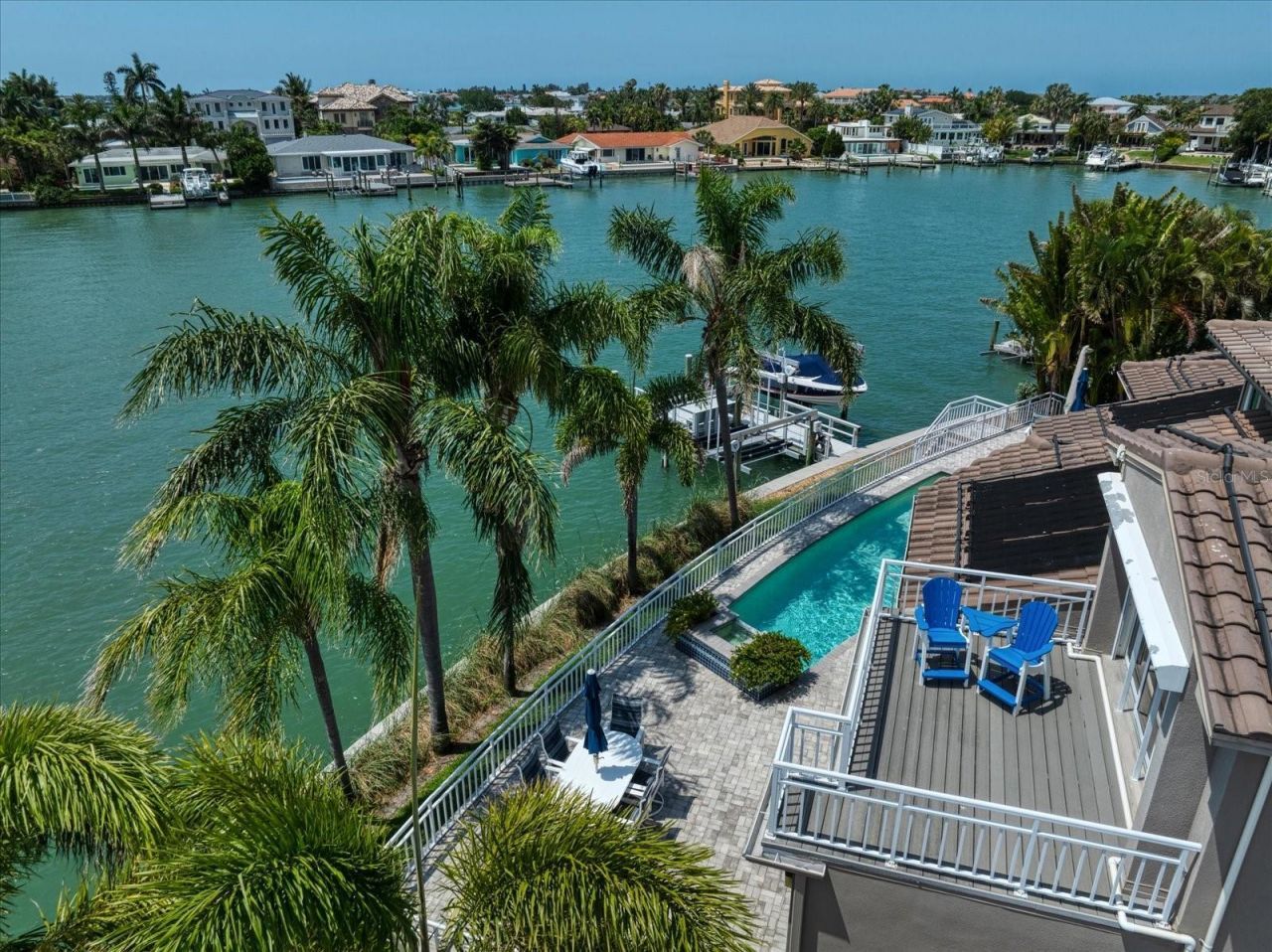 2247 Donato Drive, Belleair Beach, FL 33786 Photo