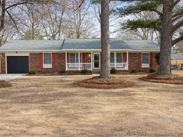 6377 Lake Traill Drive, Fayetteville, NC 28304