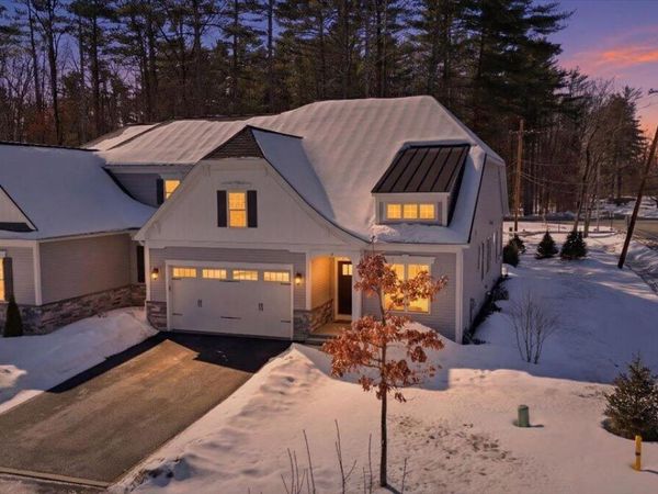 2 Dartmouth Way, Saratoga Springs, NY 12866