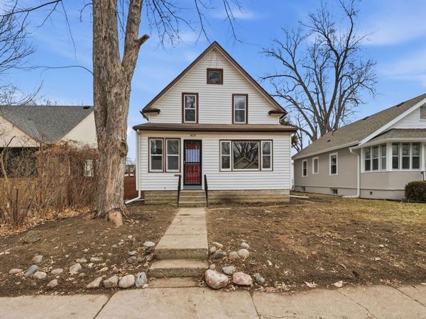 3625 35th Avenue S, Minneapolis, MN 55406