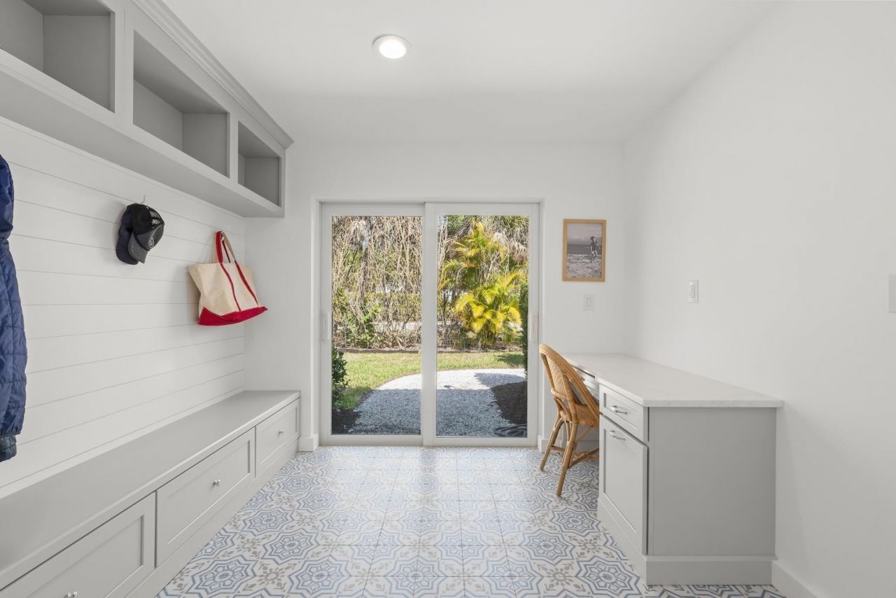 668 Anchor Dr, Sanibel, FL 33957 Photo