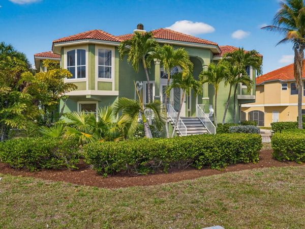 779 Pyrula Ave, Sanibel, FL 33957