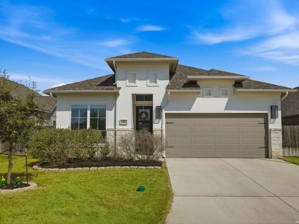 1920 Highland, Seguin, TX 78155