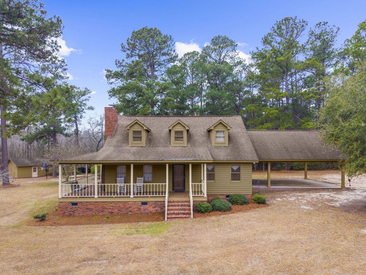 237 Benchwood Drive Photo 2