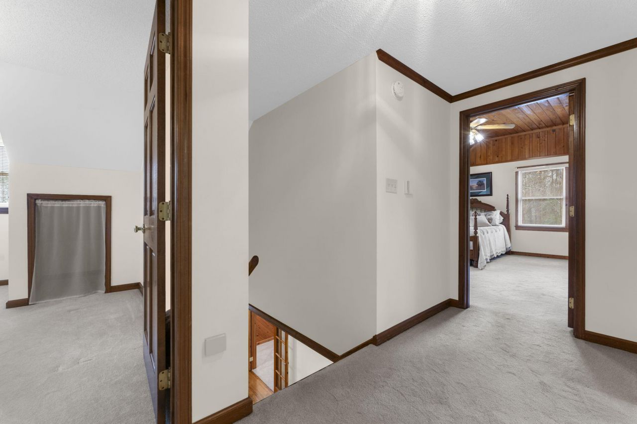 237 Benchwood Drive Photo 20