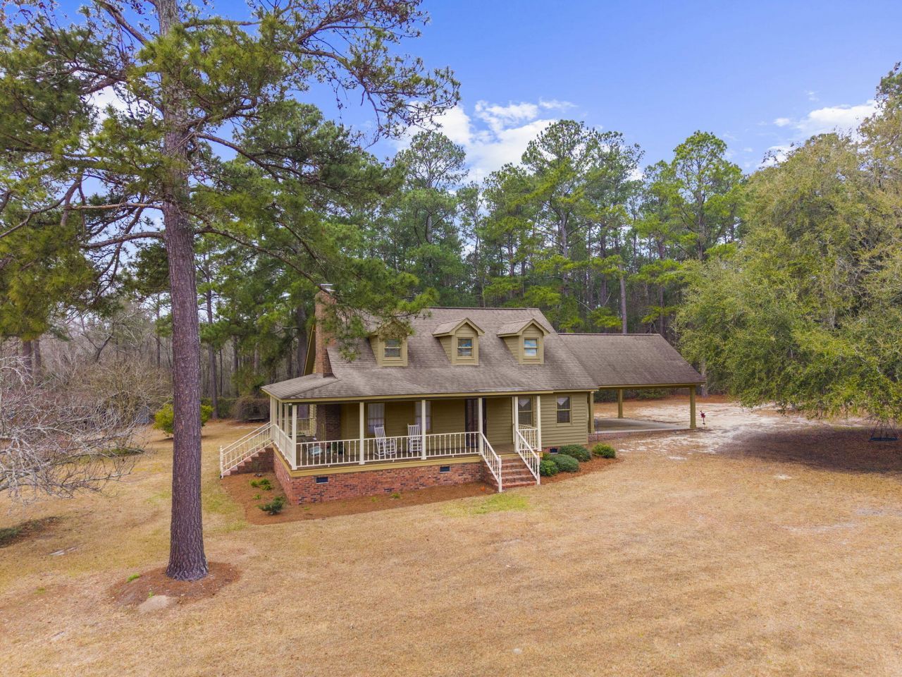 237 Benchwood Drive Photo 3