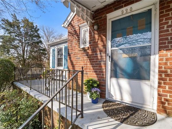 920 Bellview Street, Winston-Salem, NC 27103