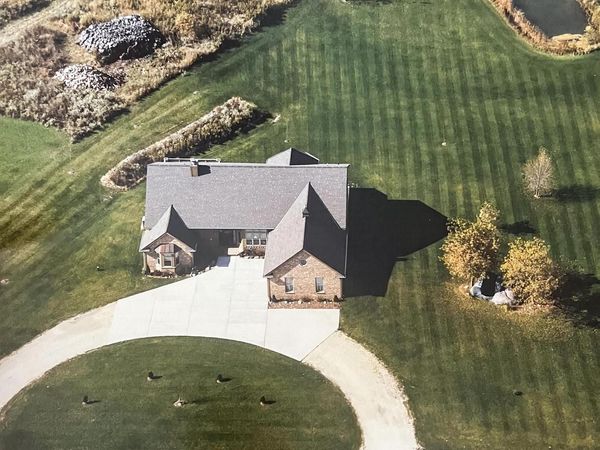 2075 Parkwood COURT, Grafton, WI 53024