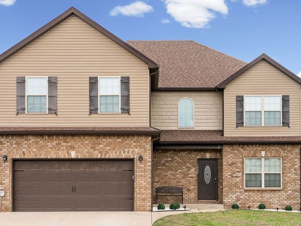 1404 Kingbird Dr , Clarksville, TN 37040