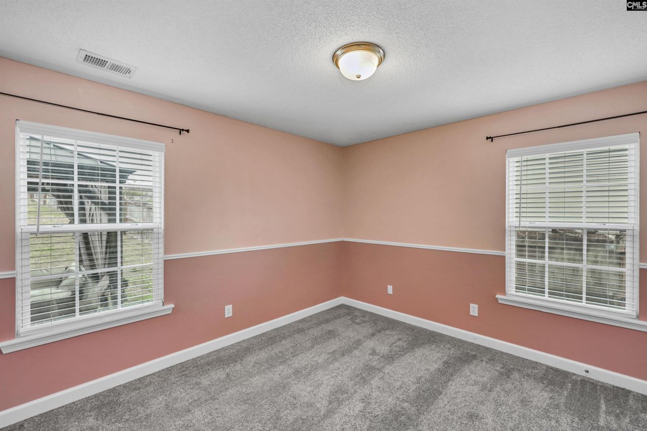 322 Kenmore Park Drive Photo 17