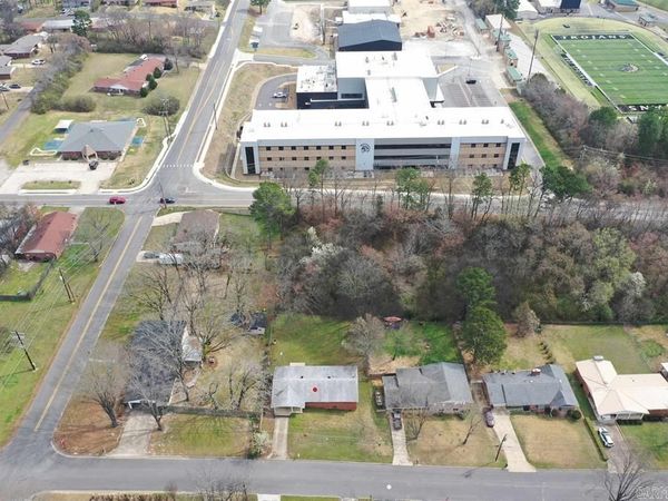 201 Elmhurts Street, Hot Springs, AR 71913