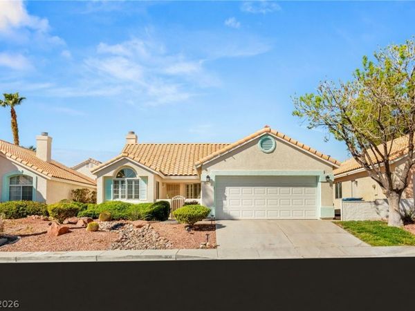 3941 Round Wood Street , Las Vegas, NV 89147