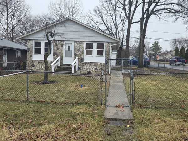 1514 Round Lake Drive , Round Lake Beach, IL 60073