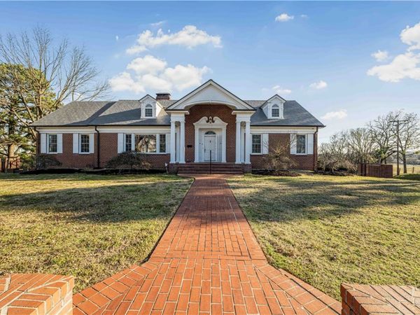 8 Free Ferry Heights , Fort Smith, AR 72903