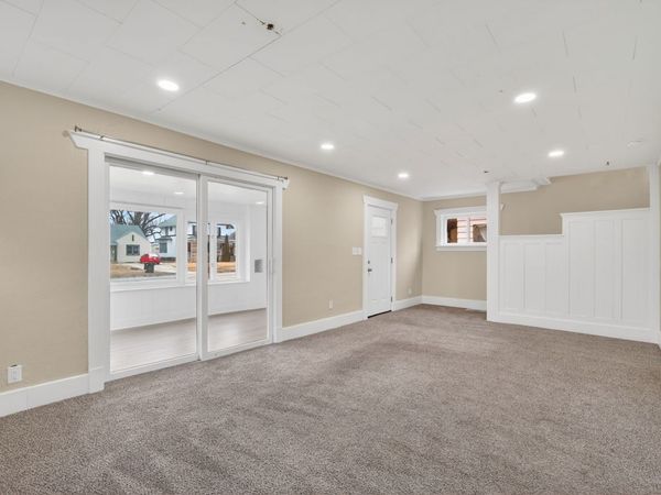 1708 1st Avenue, Perry, IA 50220