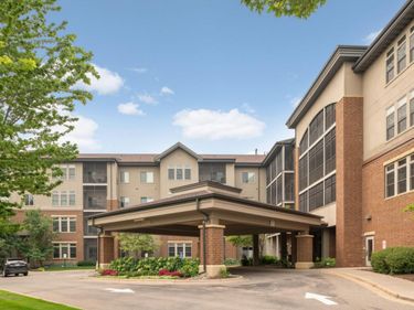 7100 Metro Boulevard, Unit 223, Edina, MN 55439